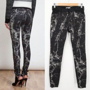 BALENCIAGA Pants Size 6 Black White Marble Printed Skinny Jeans Zipper Detail